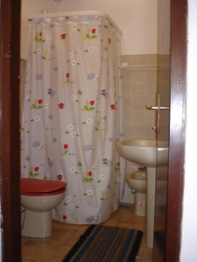 Apartments Vjera Krk Town Rom bilde